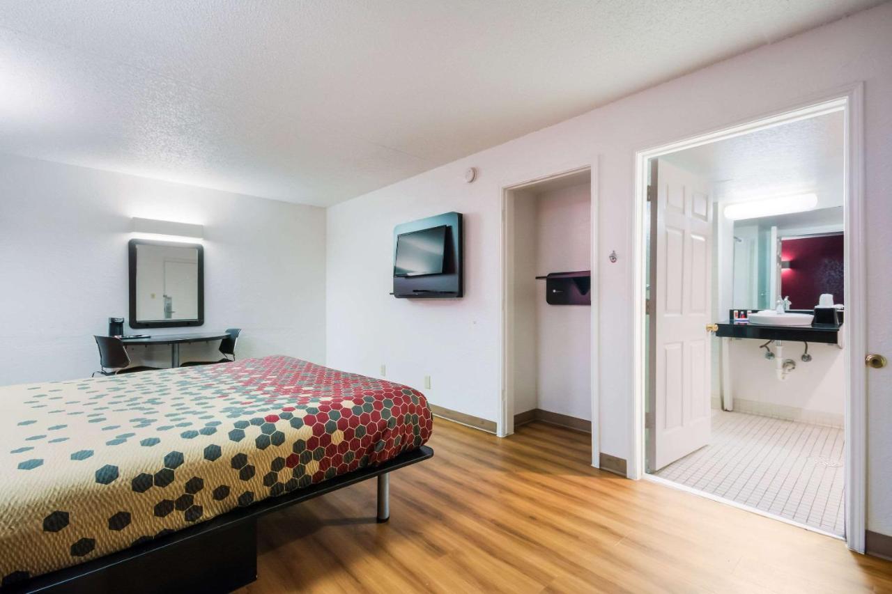 Econo Lodge Del City Luaran gambar