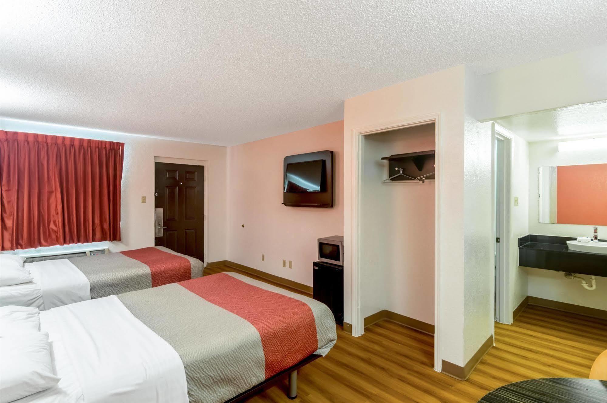 Econo Lodge Del City Luaran gambar